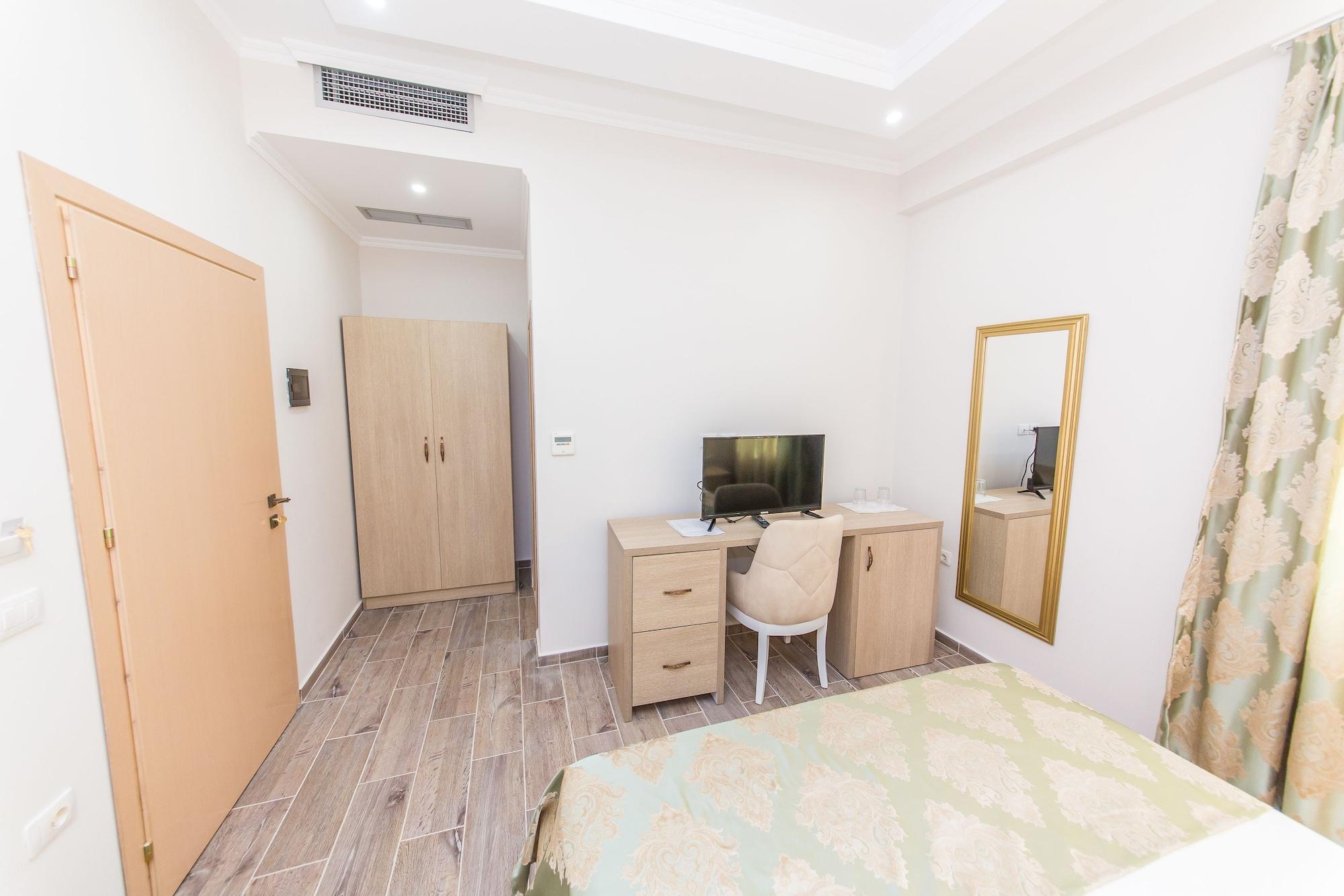 Hotel Belagrita Berat Kültér fotó